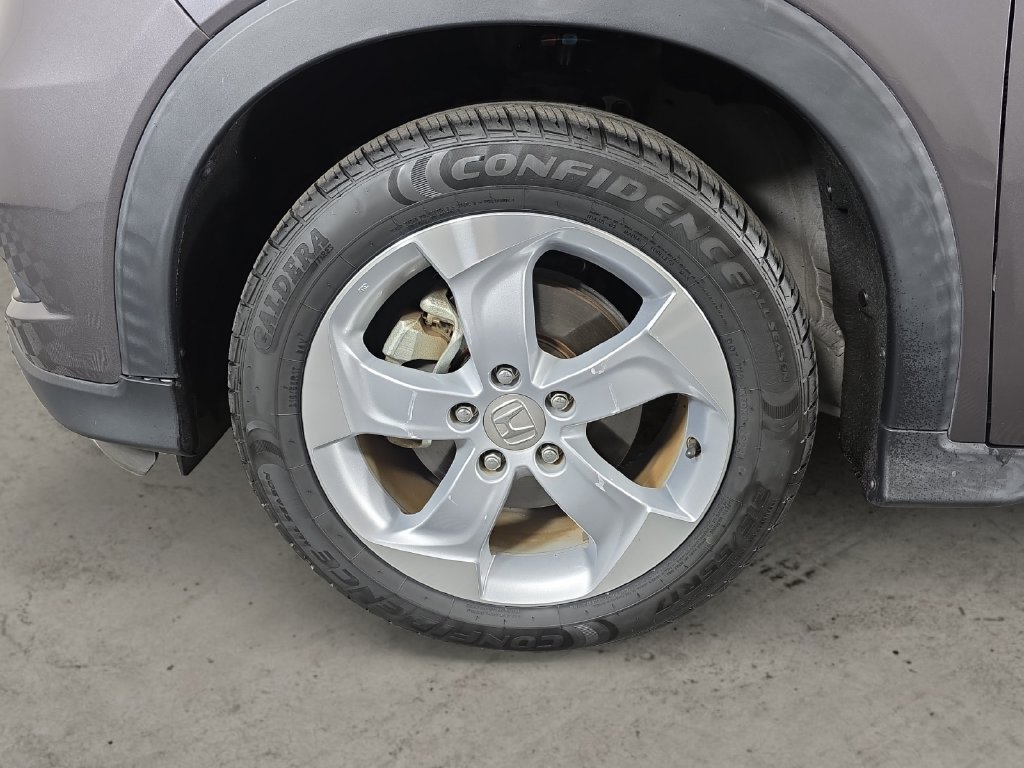 Used 2016 Honda HR-V LX image 9