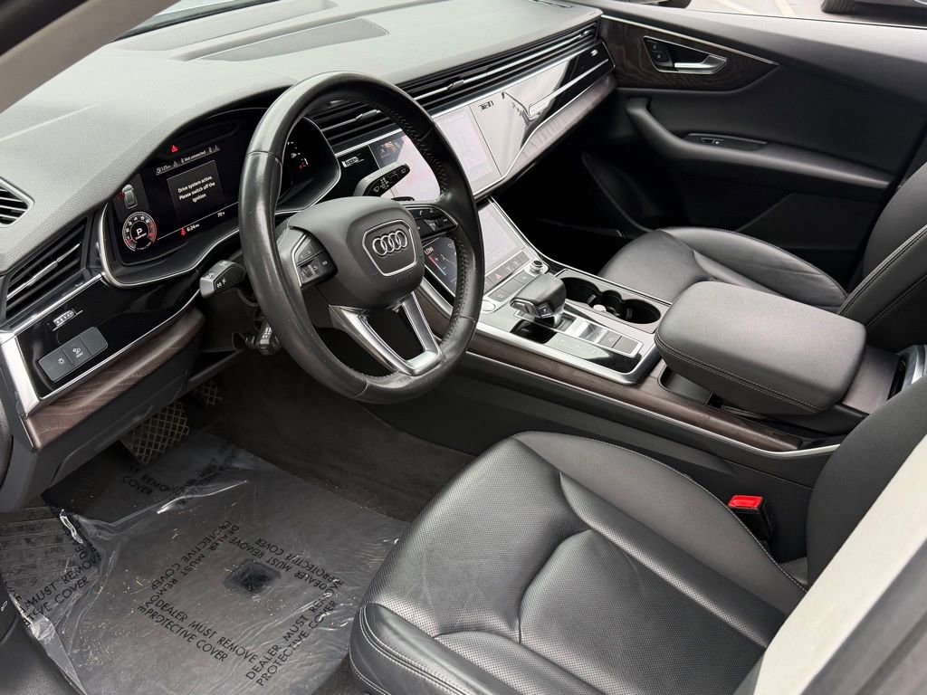 Used 2019 Audi Q8 Premium Plus w/ Premium Plus AWD/4WD image 24