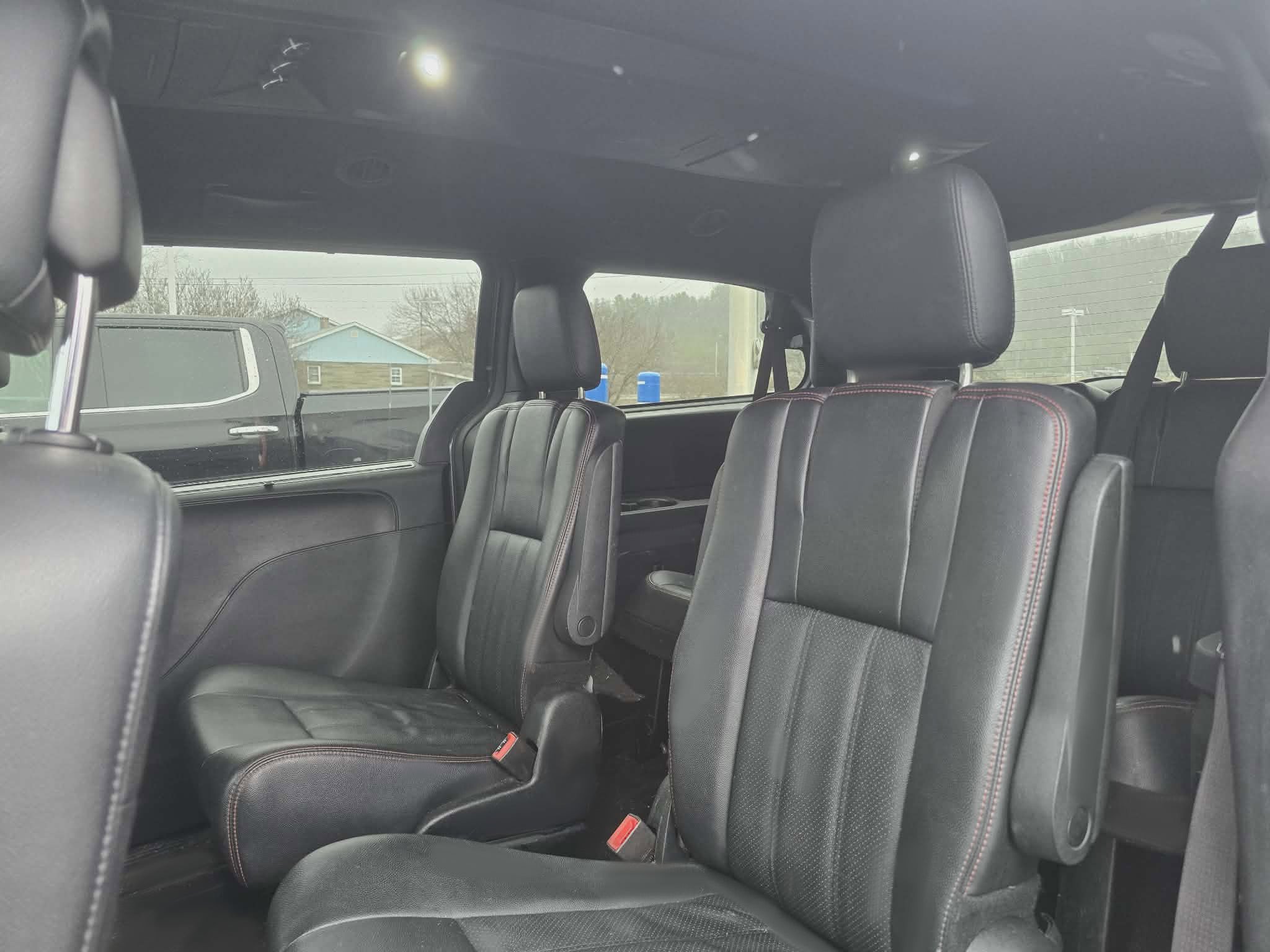 Used 2020 Dodge Grand Caravan GT image 14