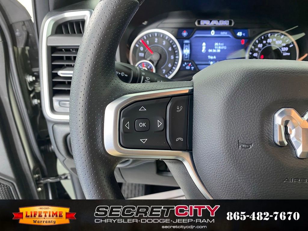 New 2026 RAM 1500 Express AWD/4WD image 15