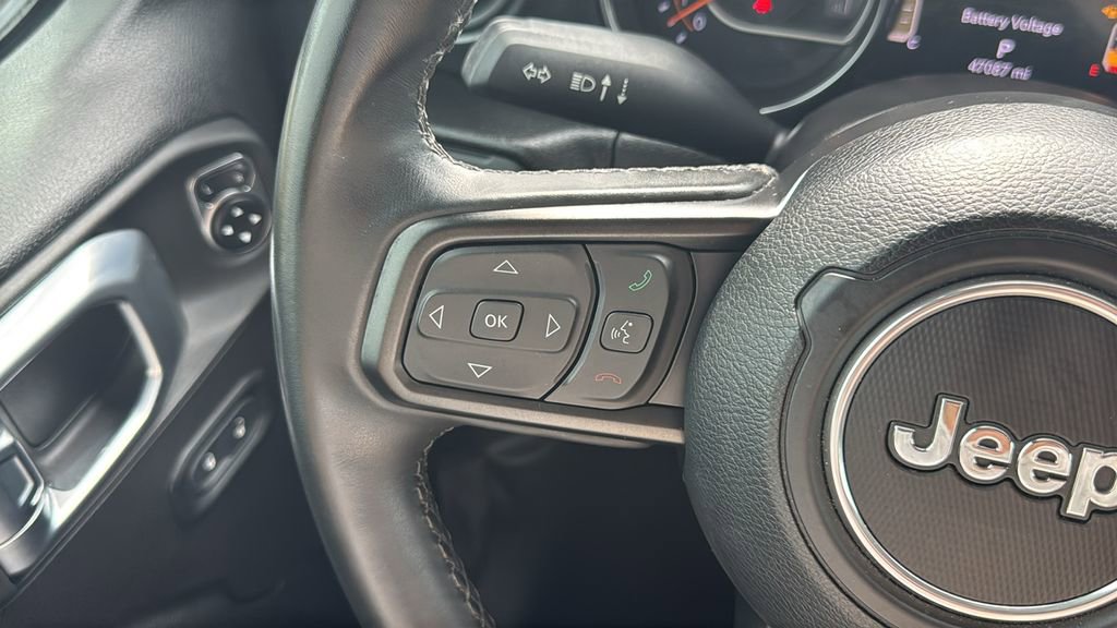 Used 2022 Jeep Gladiator Sport AWD/4WD image 26
