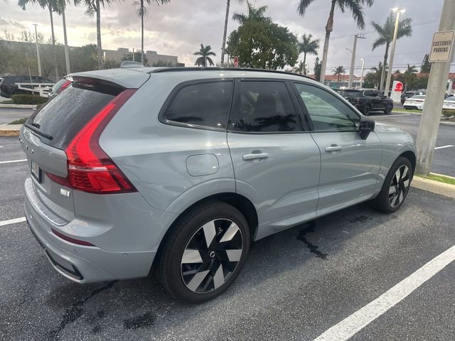 Used 2024 Volvo XC60 T8 Plus w/ Protection Package Premier image 3