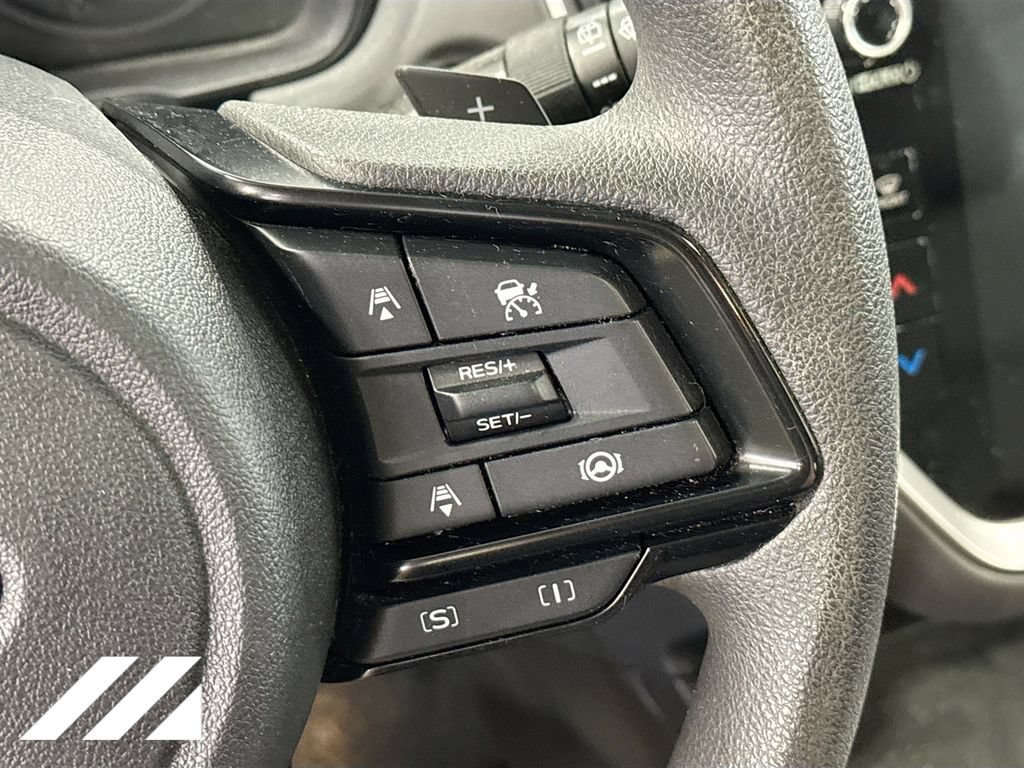 Used 2024 Subaru Crosstrek 2.5i Premium AWD/4WD image 13