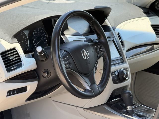 Used 2017 Acura RLX w/ Technology Package FWD image 10