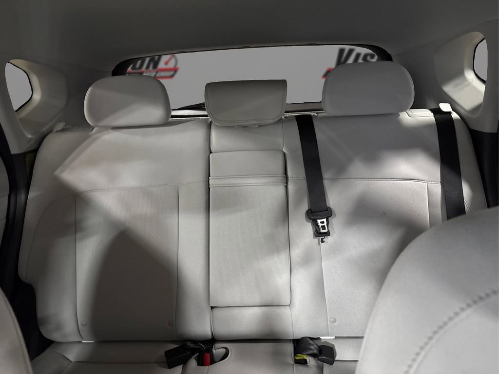 Used 2024 Hyundai Kona SEL image 18