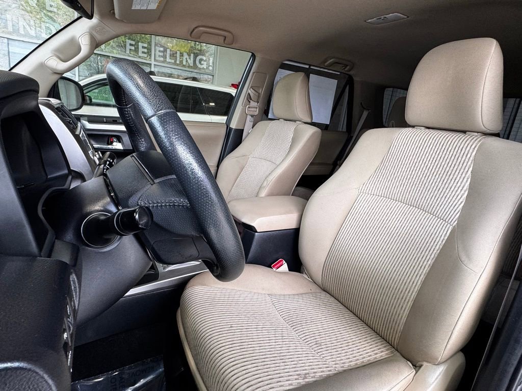 Used 2023 Toyota 4Runner SR5 AWD/4WD image 19