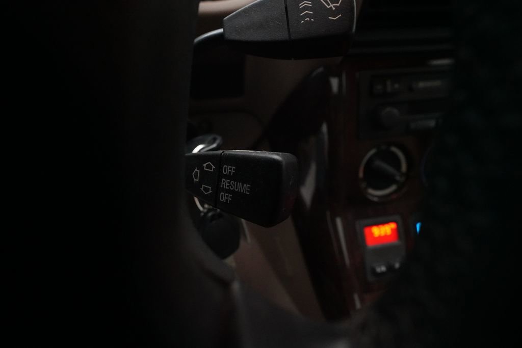 Used 1997 BMW Z3 2.8 RWD image 16
