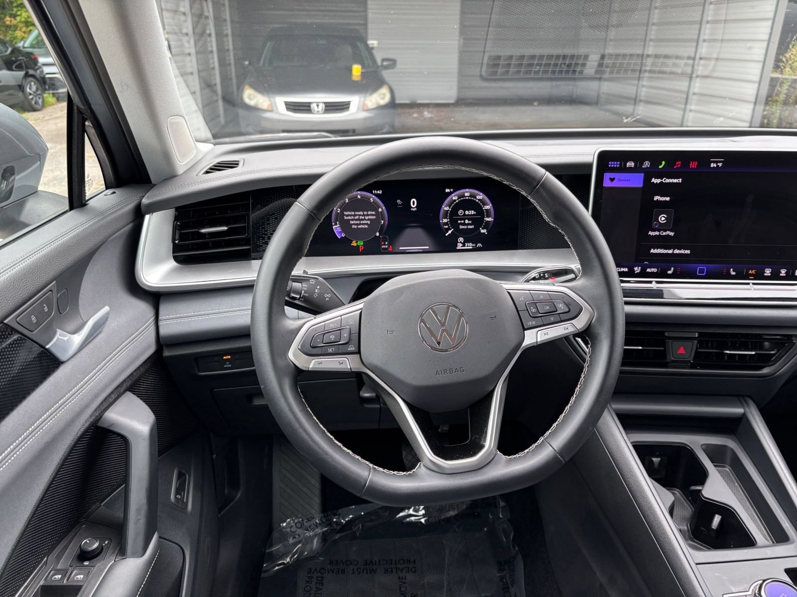Used 2026 Volkswagen Tiguan SE AWD/4WD image 34