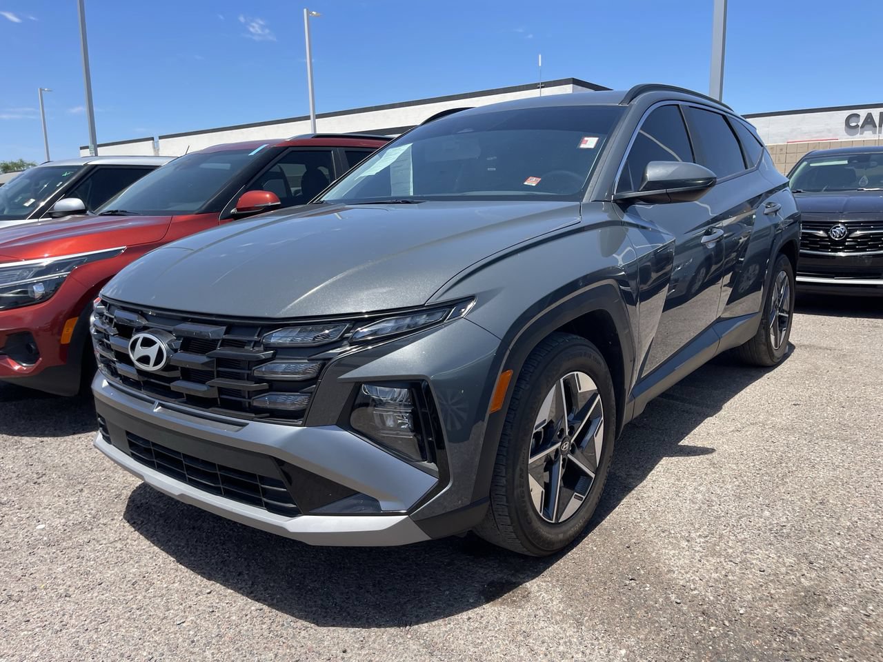 Used 2025 Hyundai Tucson SEL FWD image 3