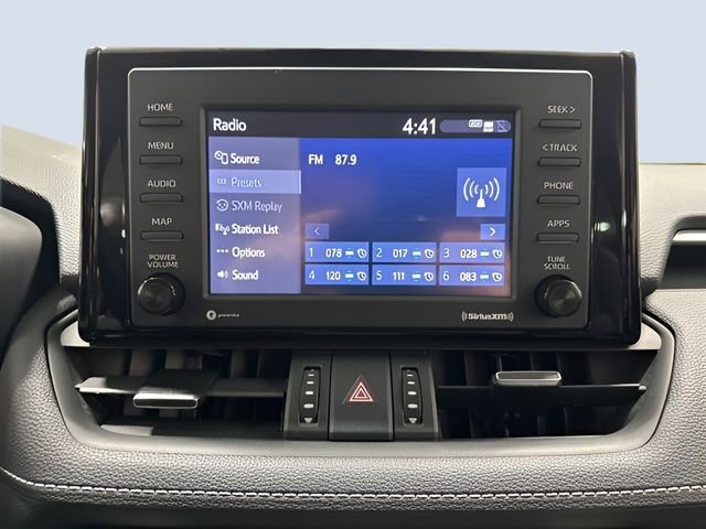 Used 2021 Toyota RAV4 XLE Premium image 23