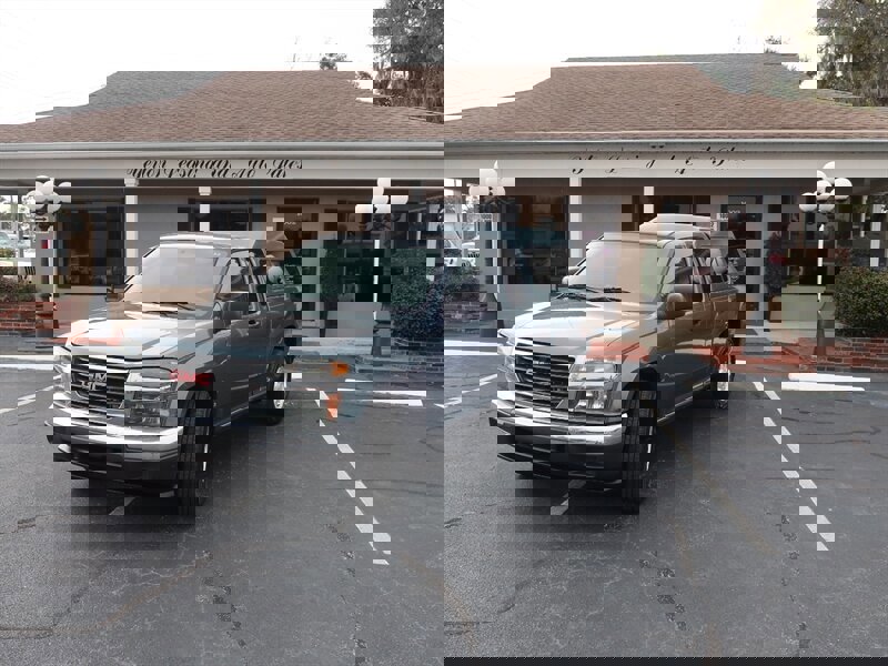 Used 2006 GMC Canyon SLE w/ Power Convenience Package