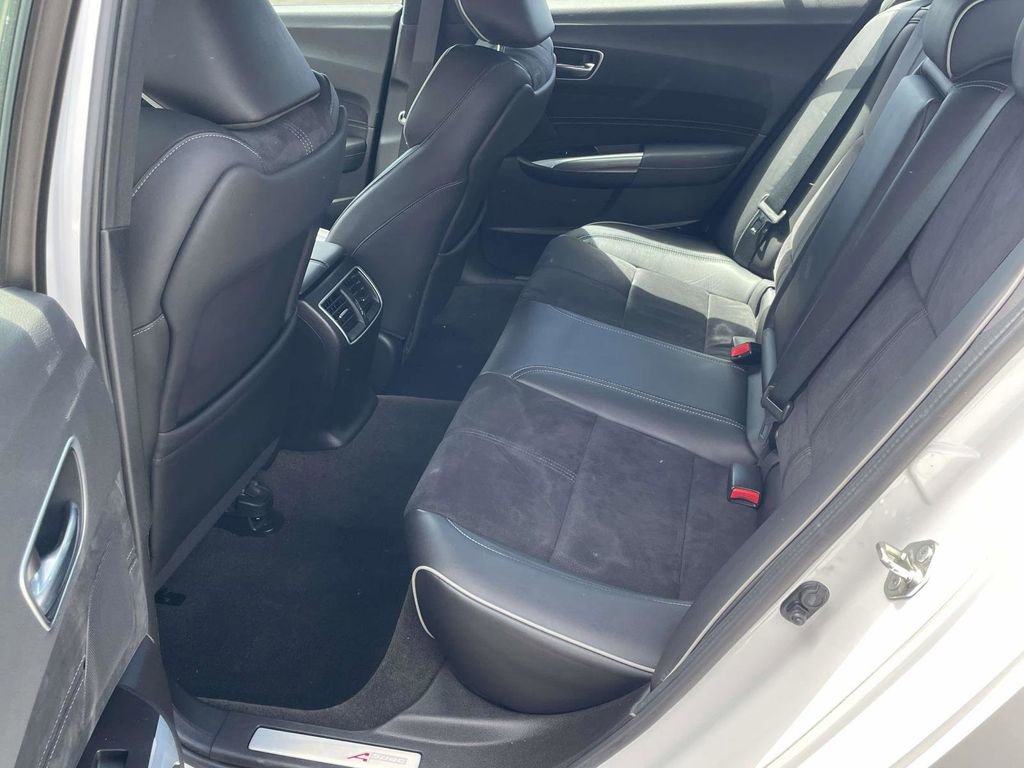 Used 2019 Acura TLX V6 w/ Technology & A-SPEC Pkg FWD image 10