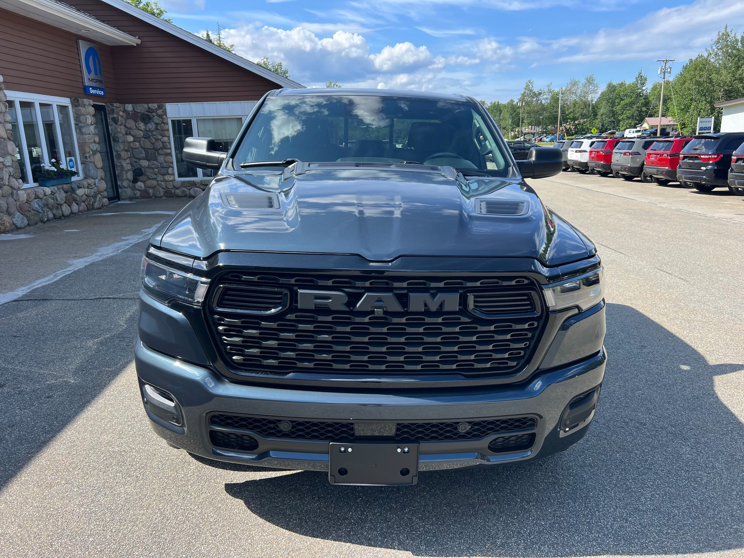 New 2026 RAM 1500 Express AWD/4WD image 2