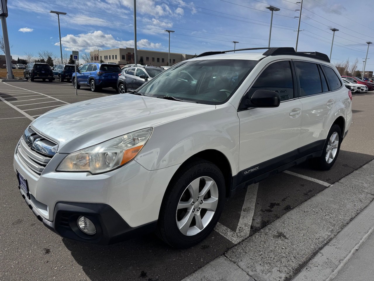 Used 2014 Subaru Outback 2.5i image 3