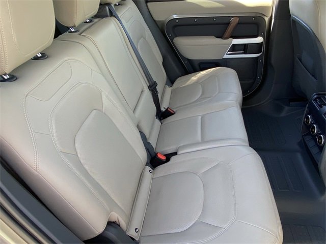 Used 2023 Land Rover Defender 110 S image 23