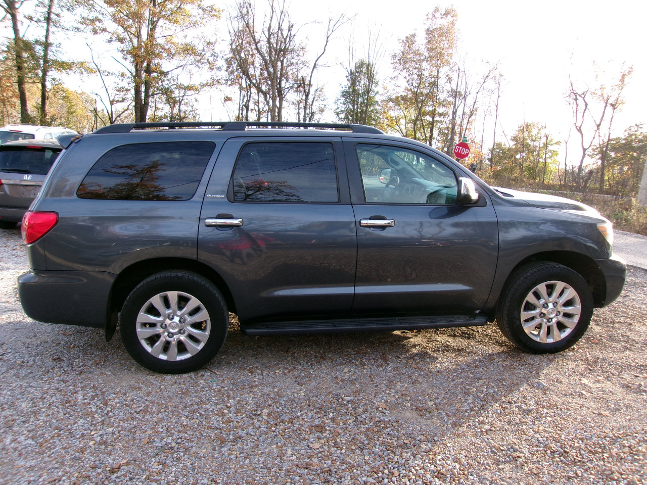 Used 2010 Toyota Sequoia Platinum image 10