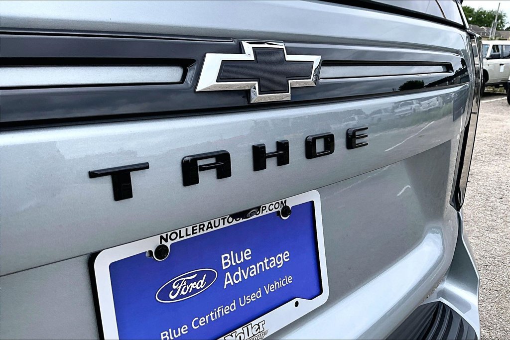 Used 2024 Chevrolet Tahoe Z71 w/ Luxury Package AWD/4WD image 8