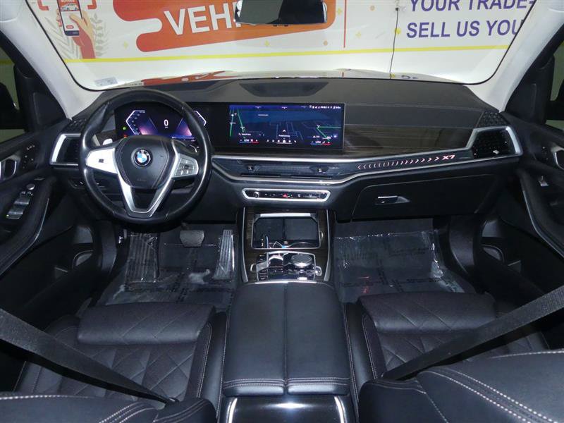 Used 2024 BMW X7 xDrive40i w/ Climate Comfort Package AWD/4WD image 9