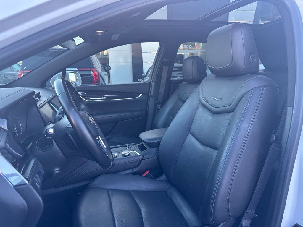 Used 2020 Cadillac XT5 Premium Luxury AWD/4WD image 13