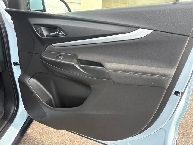 Used 2023 Chevrolet Bolt EUV LT image 27