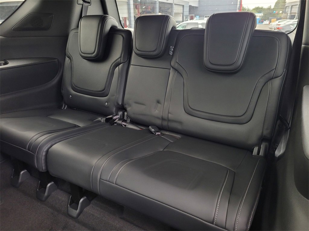 New 2026 Nissan Armada PRO-4X w/ Captain's Chari Seat Package image 5