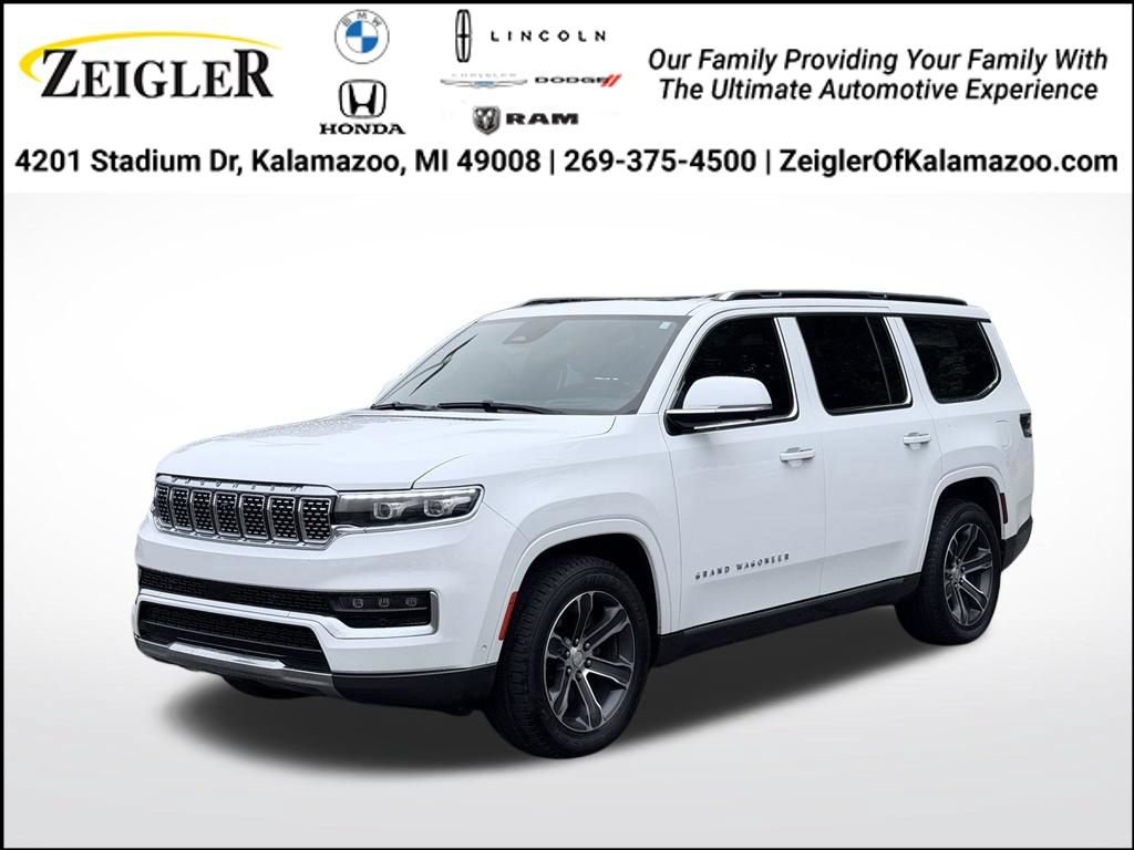 Used 2022 Jeep Grand Wagoneer Series I AWD/4WD image 1
