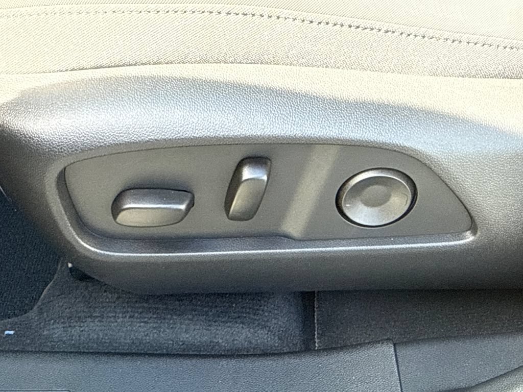 New 2026 GMC Terrain AT4 AWD/4WD image 18