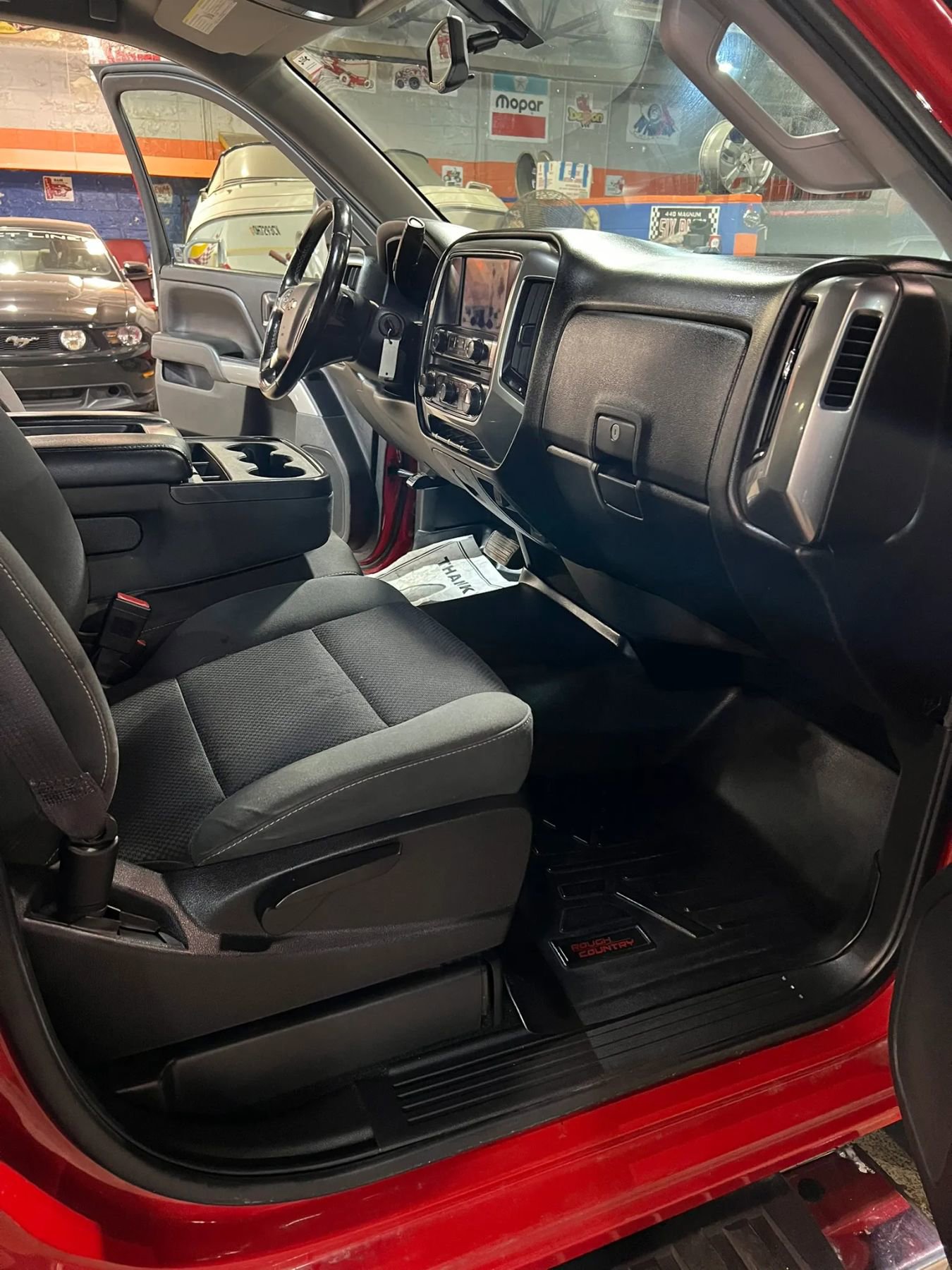 Used 2014 Chevrolet Silverado 1500 LT AWD/4WD image 16