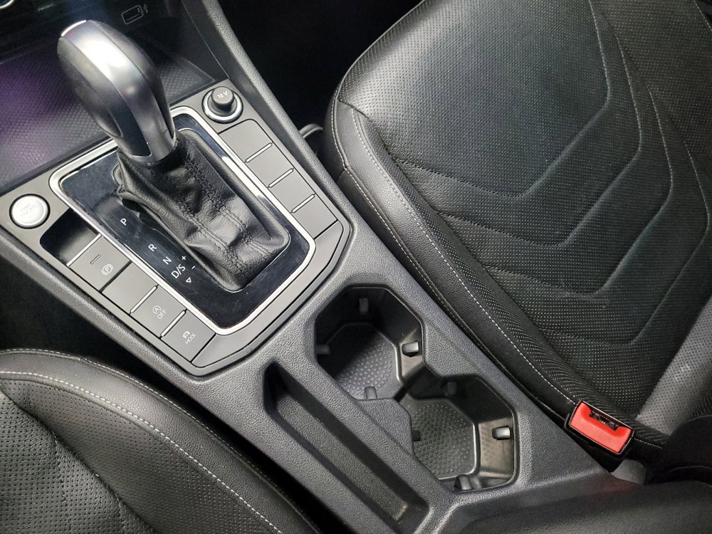 Used 2019 Volkswagen Jetta SEL Premium FWD image 26