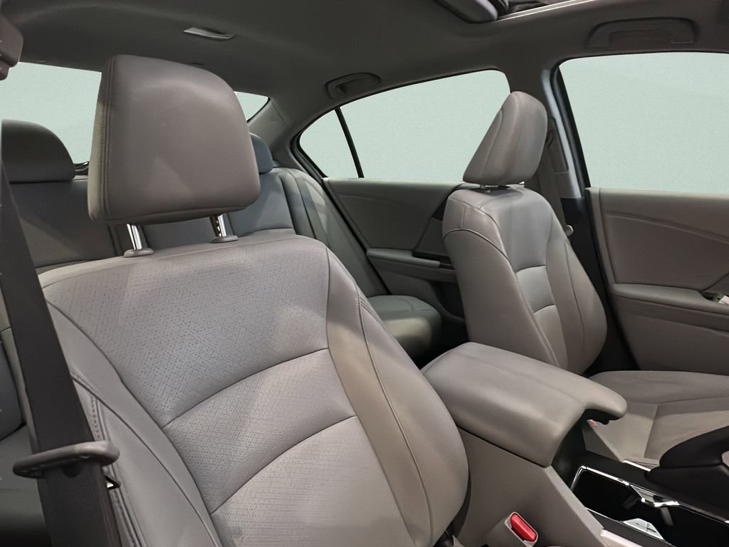 Used 2013 Honda Accord EX-L image 17