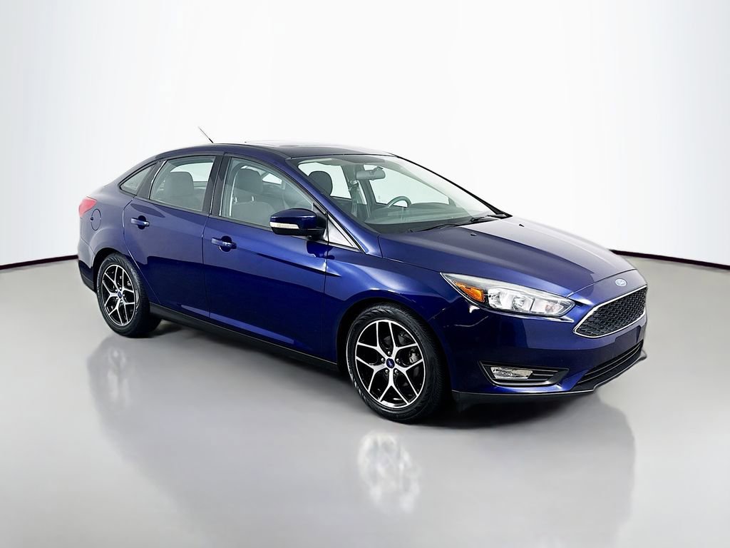 Used 2017 Ford Focus SEL w/ Cold Weather Package image 3