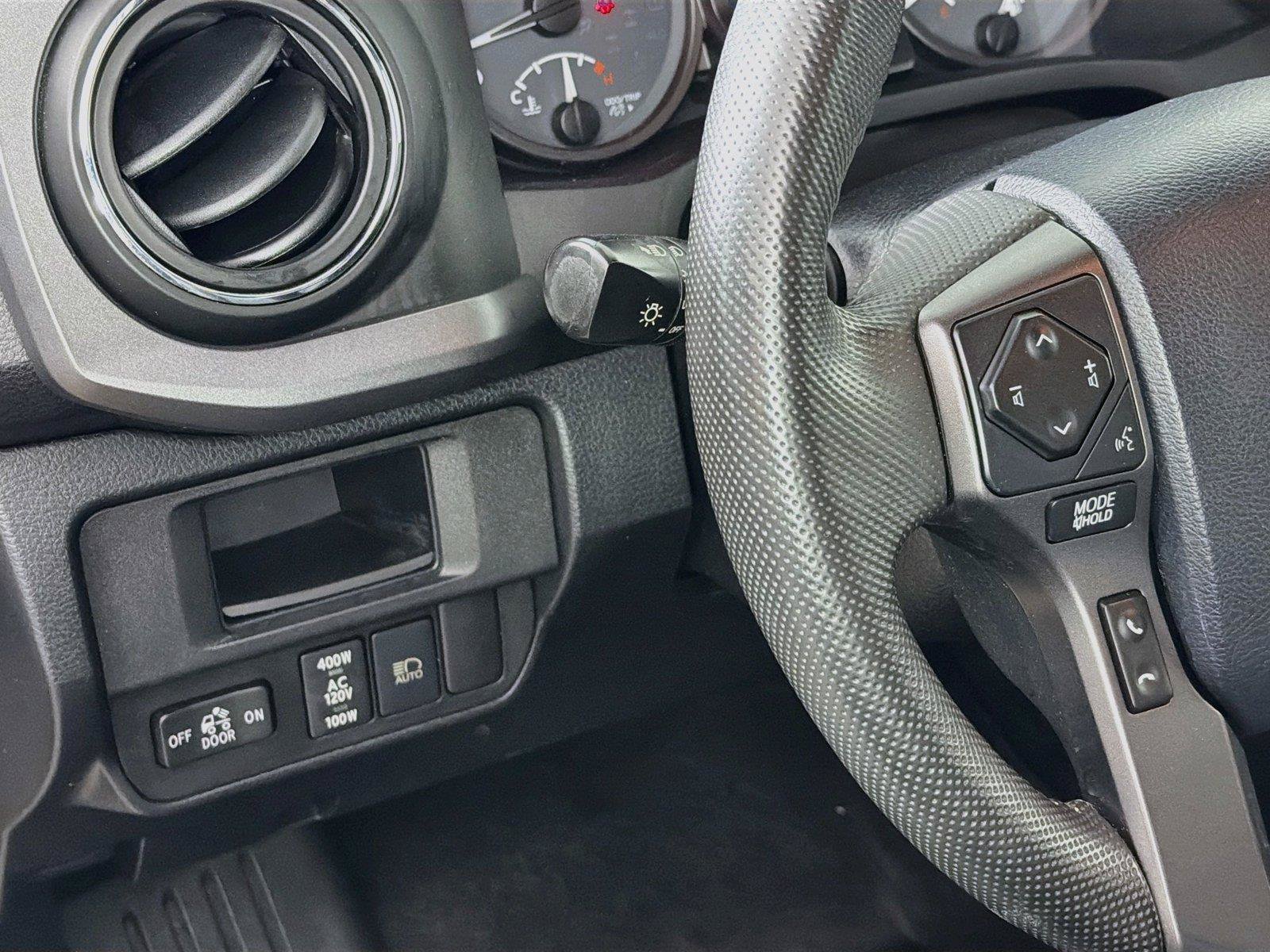 Used 2019 Toyota Tacoma TRD Sport AWD/4WD image 17