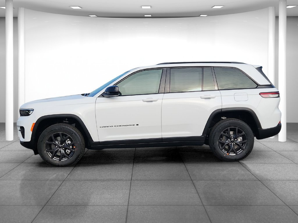 New 2027 Jeep Grand Cherokee Laredo X AWD/4WD image 5