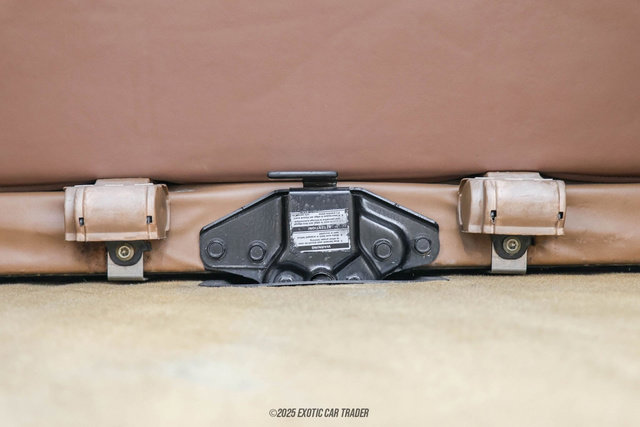 Used 1990 Ford Bronco AWD/4WD image 76