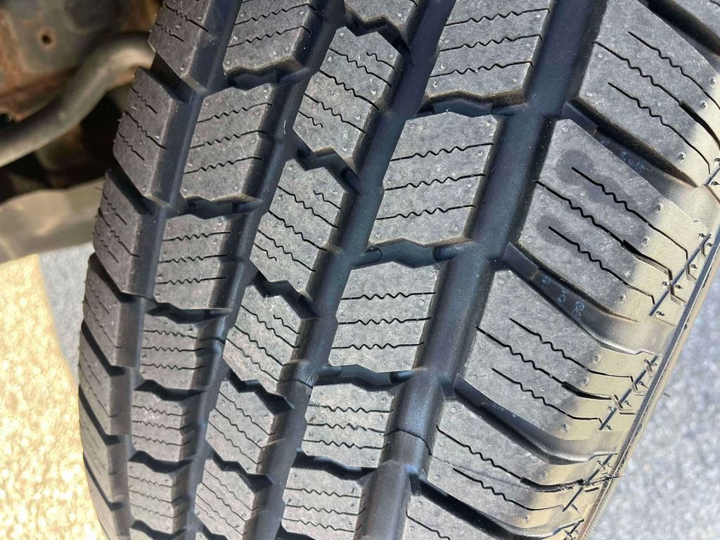 Used 2014 Toyota 4Runner SR5 Premium image 38