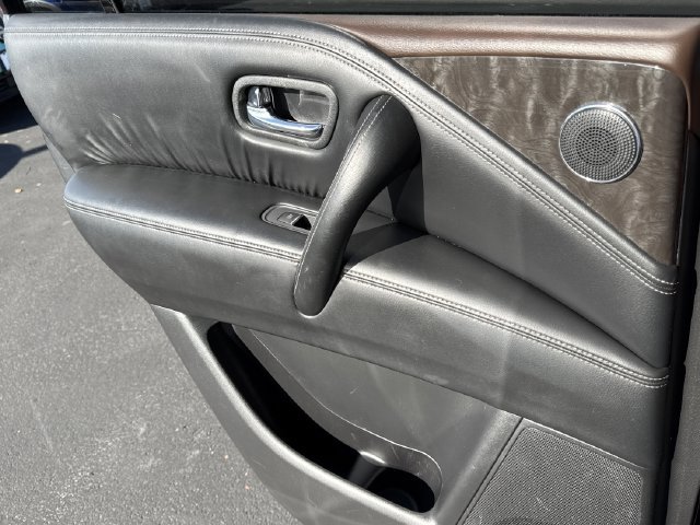 Used 2023 Nissan Armada Platinum w/ Captain's Chairs Package AWD/4WD image 11