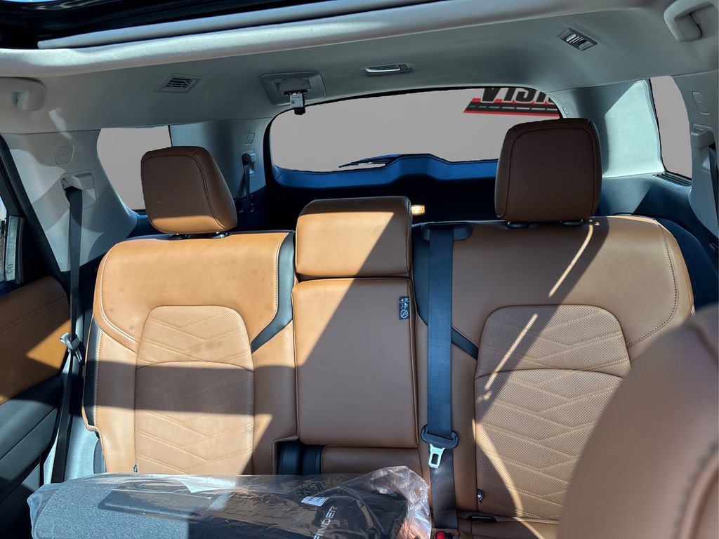 New 2025 Nissan Pathfinder Platinum w/ Cargo Package image 20
