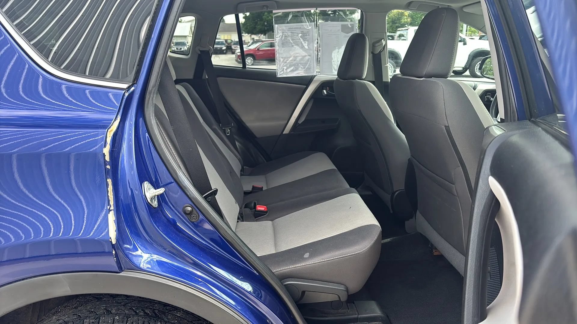 Used 2015 Toyota RAV4 XLE AWD/4WD image 15