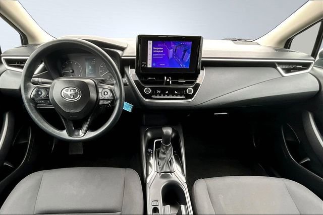 Used 2024 Toyota Corolla LE image 7