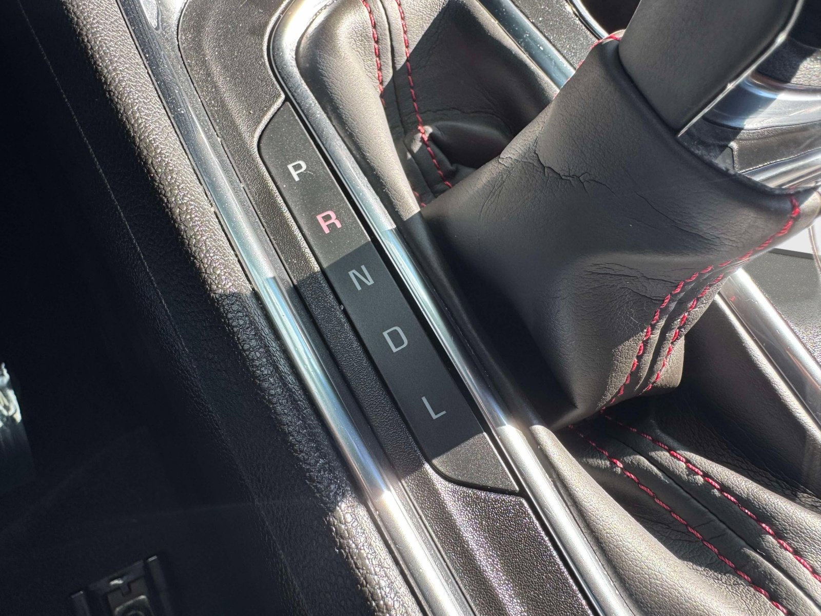 Used 2023 Chevrolet Traverse RS image 35