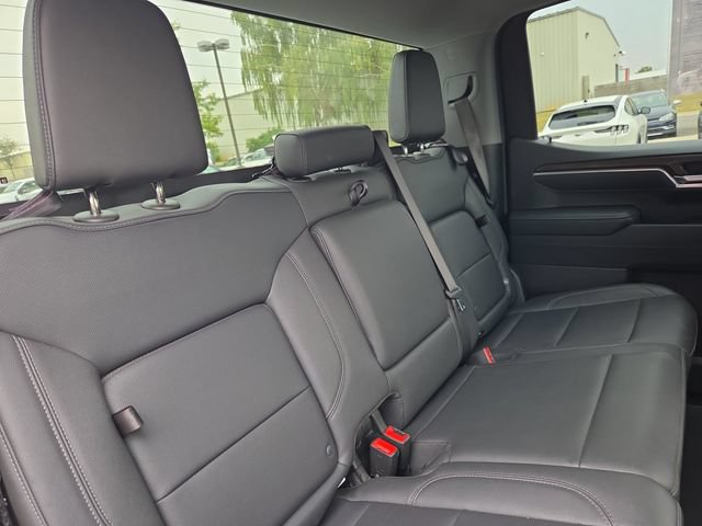 Used 2025 GMC Sierra 1500 SLT AWD/4WD image 19