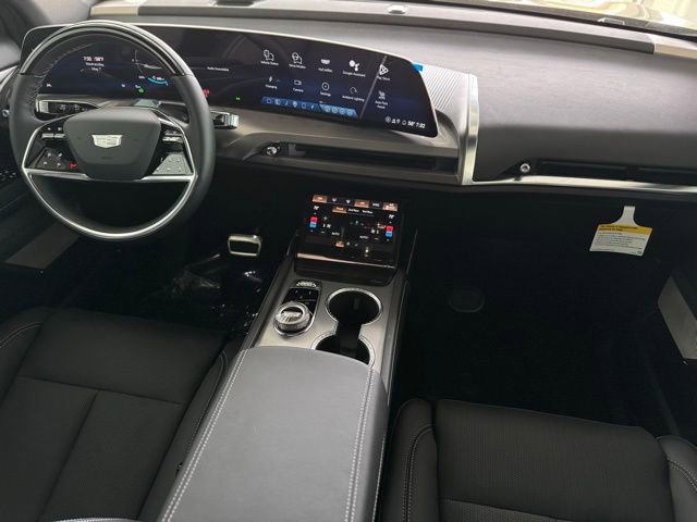New 2026 Cadillac Vistiq Luxury image 2