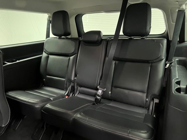 Used 2025 Ford Expedition Max Platinum AWD/4WD image 48