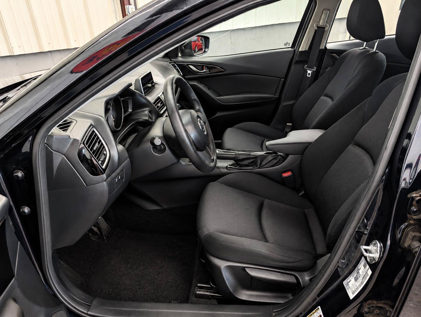 Used 2014 MAZDA MAZDA3 i Sport FWD image 21