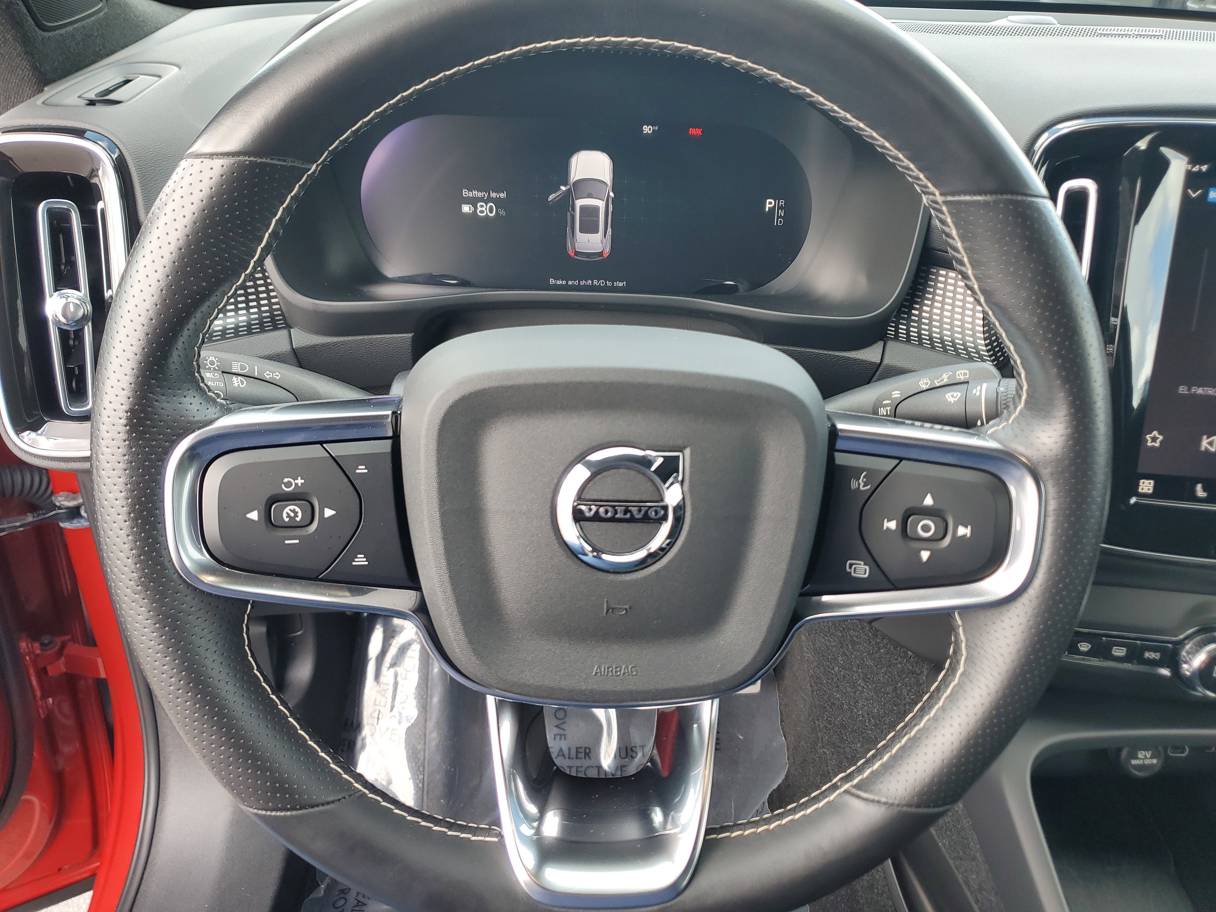 Used 2021 Volvo XC40 P8 Recharge w/ Advanced Package image 21