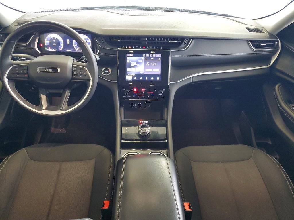 Used 2023 Jeep Grand Cherokee Laredo w/ Luxury Tech Group I image 26