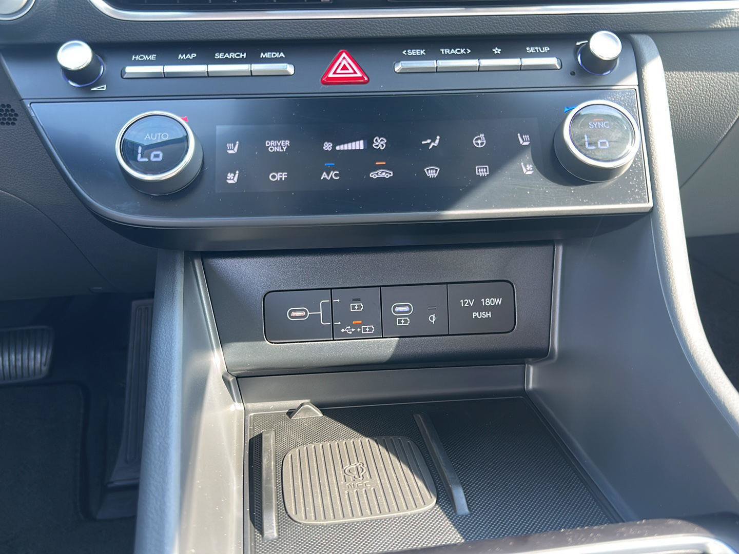 Certified 2025 Hyundai Sonata Limited FWD image 20