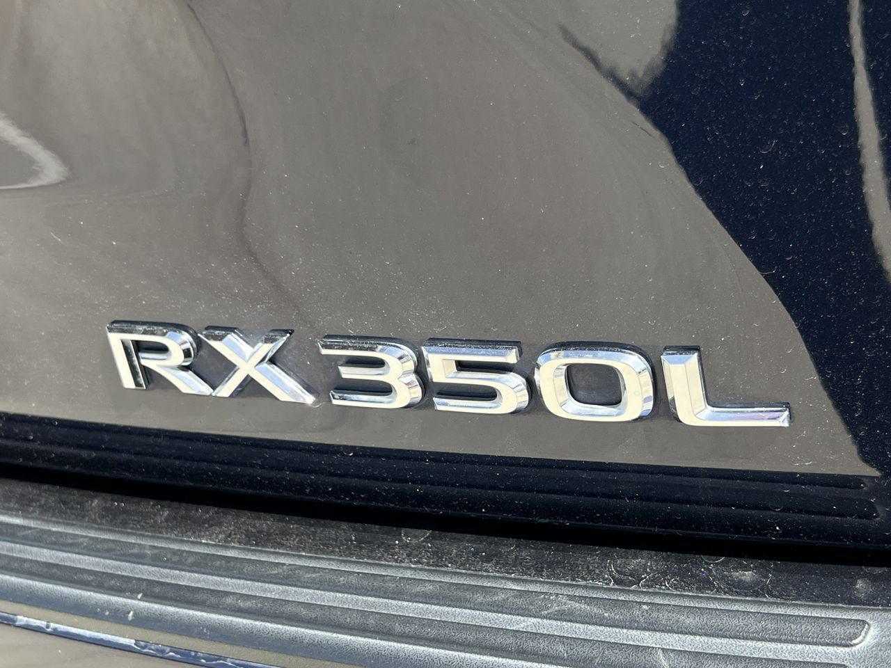 Used 2019 Lexus RX 350L FWD w/ Premium Package image 7