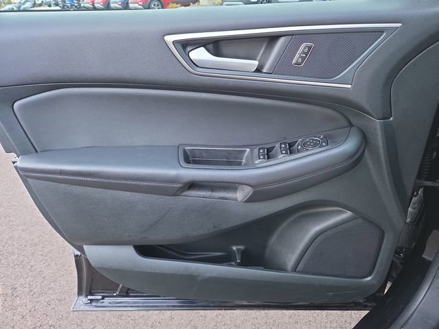 Used 2024 Ford Edge SEL image 17