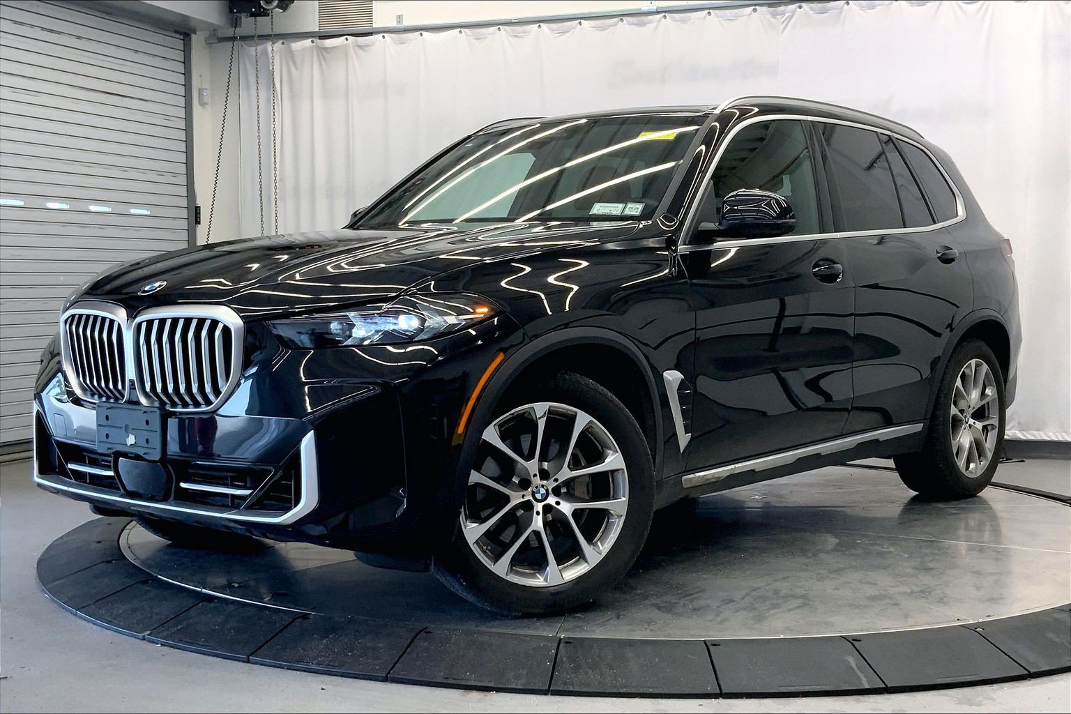 Used 2024 BMW X5 xDrive40i w/ Parking Assistance Package